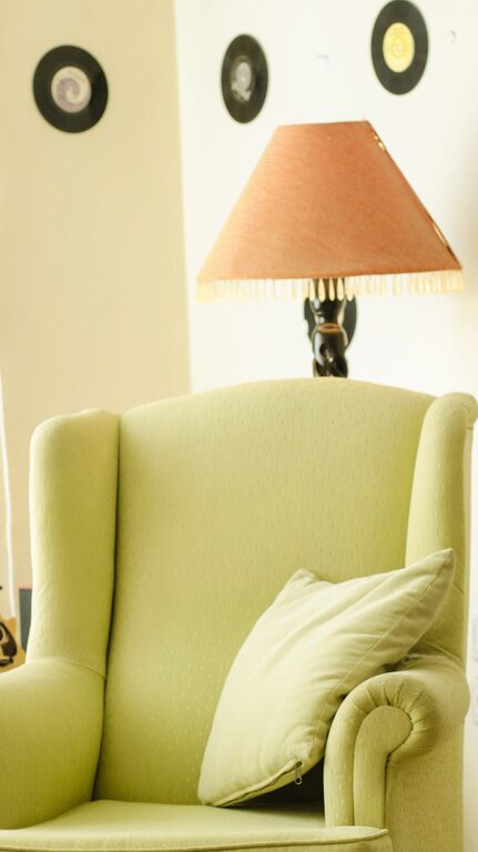 Tips for Creating a Cozy and Inviting Living Room Space